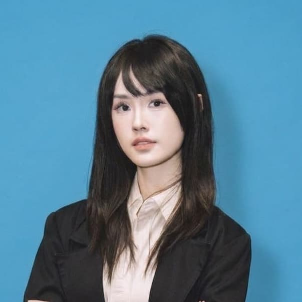 Louise Shania Sabela